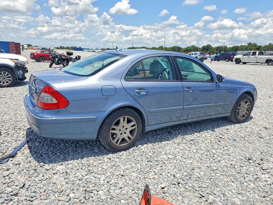 56818846 :رقم المزاد ، WDBUF22X37B091400 vin ، 2007 Mercedes-benz E مزاد بيع