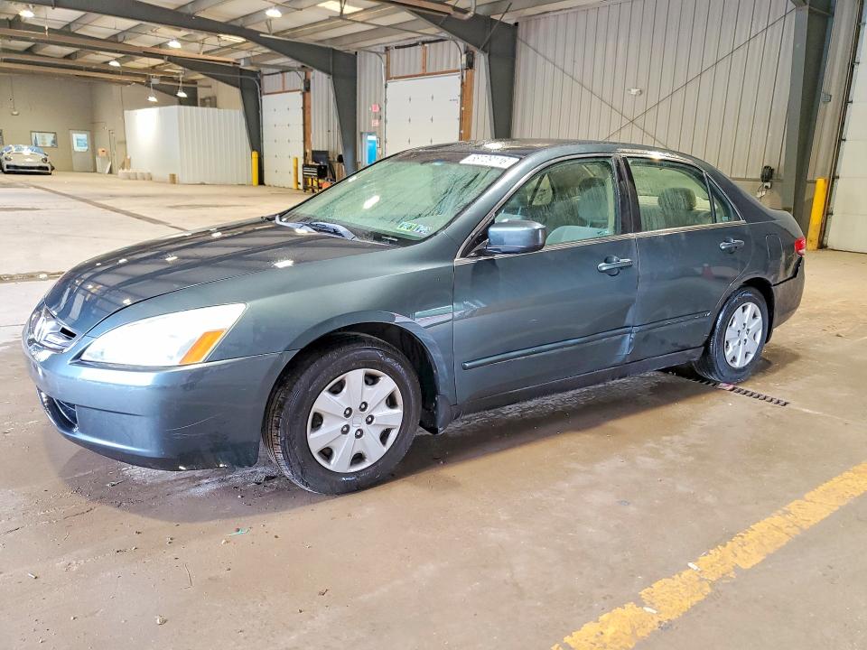 2004 Honda Accord მანქანა იყიდება აუქციონზე, vin: 3HGCM56384G711769, აუქციონის ნომერი: 58709116