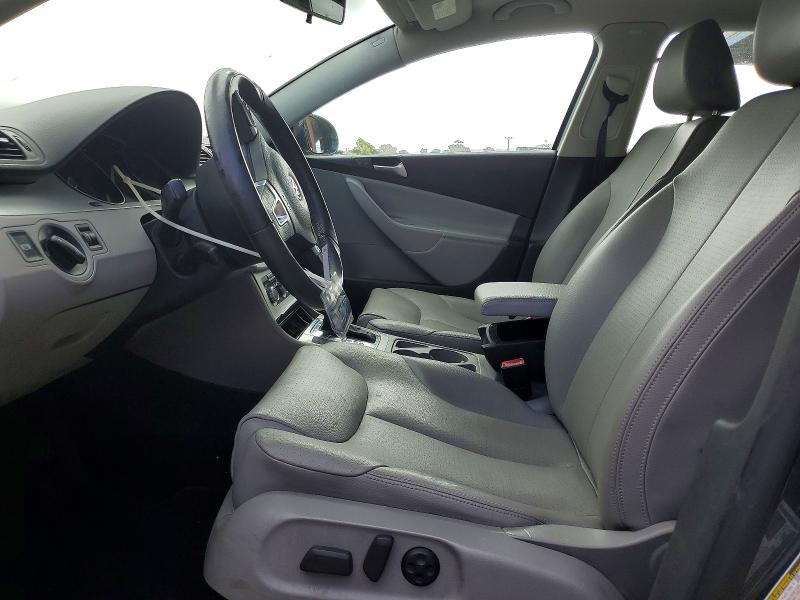 55275846 :رقم المزاد ، WVWXM9AN5AE075055 vin ، 2010 Volkswagen Passat مزاد بيع
