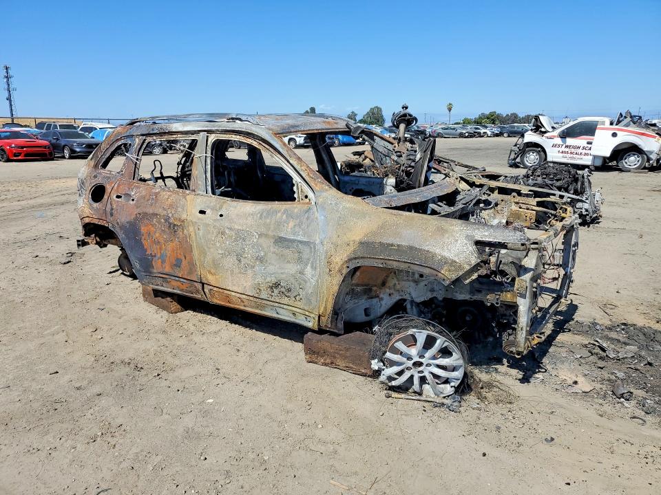 Продаж на аукціоні авто 2019 Jeep Cherokee, vin: 1C4PJMCB4KD323026, номер лоту: 56695116