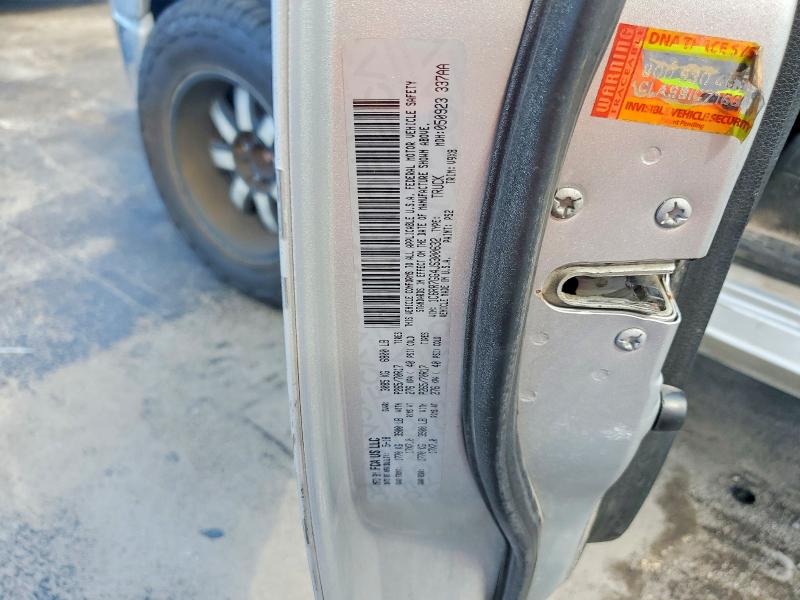 58235246 :رقم المزاد ، 1C6RR7GG4JS300632 vin ، 2018 Ram 1500 مزاد بيع