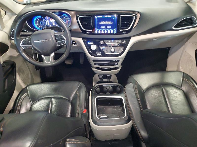 55592426 :رقم المزاد ، 2C4RC1EG4JR293712 vin ، 2018 Chrysler Pacifica مزاد بيع