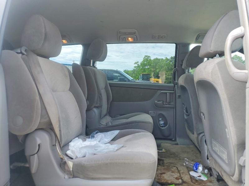 Продажа на аукционе авто 2010 Toyota Sienna, vin: 5TDKK4CC2AS303747, номер лота: 57189836