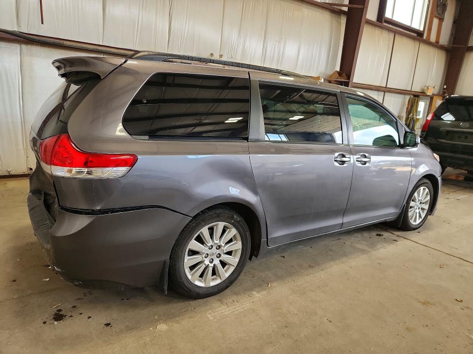 Продажа на аукционе авто 2011 Toyota Sienna, vin: 5TDDK3DC4BS006952, номер лота: 57631026