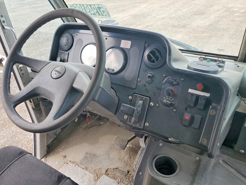 Aukcja sprzedaży 2005 Freightliner Chassis, vin: 4UZAANBW15CU21369, numer aukcji: 57949196