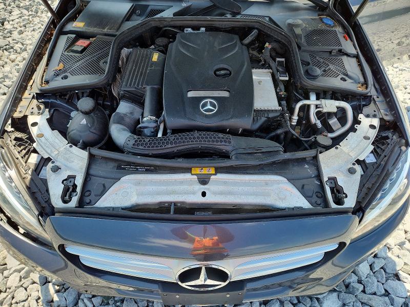 54587996 :رقم المزاد ، 55SWF4KBXFU060908 vin ، 2015 Mercedes-benz C مزاد بيع