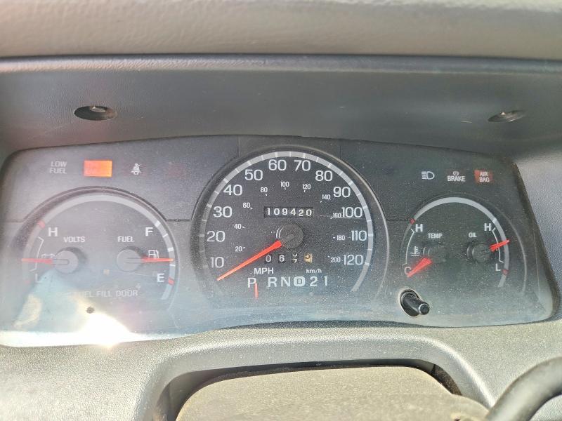 56141596 :رقم المزاد ، 2FAHP74W04X142660 vin ، 2004 Ford Crown Victoria مزاد بيع