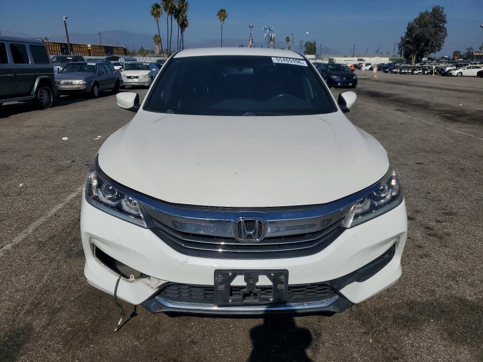 Продажа на аукционе авто 2017 Honda Accord, vin: 1HGCR2F54HA161315, номер лота: 55469496