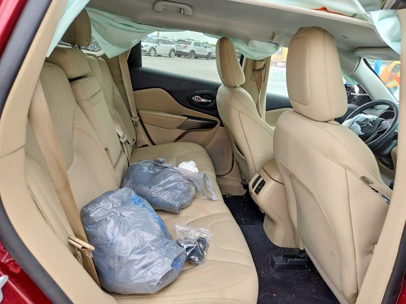 57777636 :رقم المزاد ، 1C4PJLCBXKD248682 vin ، 2019 Jeep Cherokee مزاد بيع