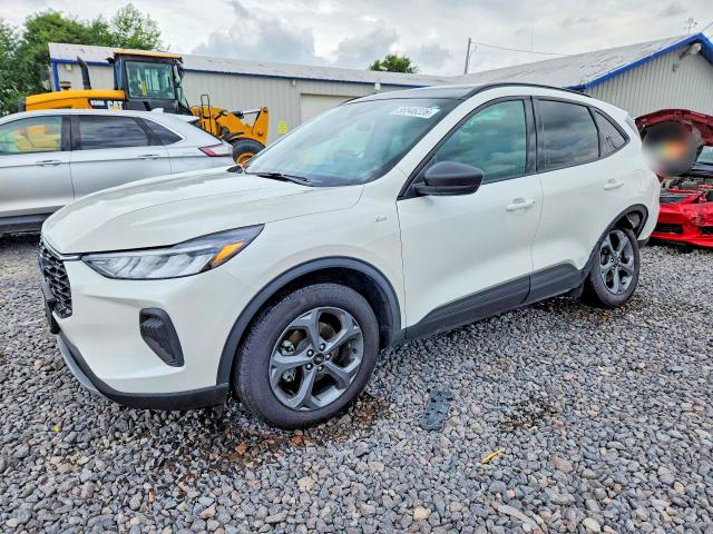 56546226 :رقم المزاد ، 1FMCU0MZXSUA78853 vin ، 2025 Ford Escape مزاد بيع