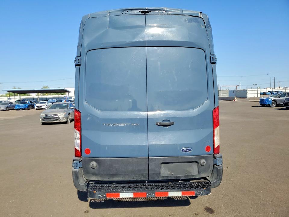 2019 Ford Transit მანქანა იყიდება აუქციონზე, vin: 1FTYR3XM5KKB50681, აუქციონის ნომერი: 56609466