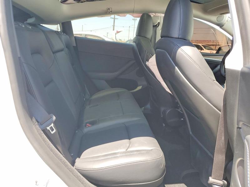 2024 Tesla Model Y მანქანა იყიდება აუქციონზე, vin: 7SAYGDEE5RF081637, აუქციონის ნომერი: 58641986