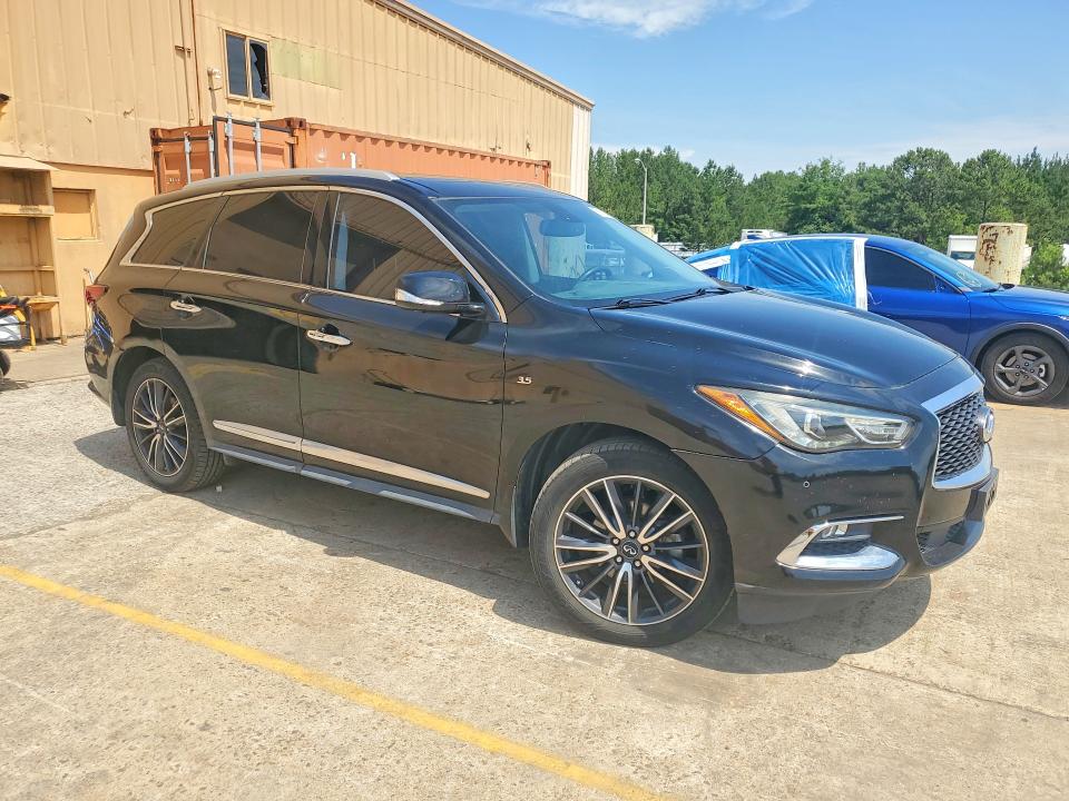 56822106 :رقم المزاد ، 5N1DL0MN7JC526734 vin ، 2018 Infiniti Qx60 مزاد بيع