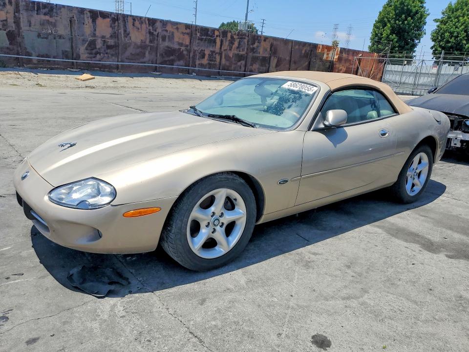 58628056 :رقم المزاد ، SAJJA42C0YNA02298 vin ، 2000 Jaguar Xk8 مزاد بيع
