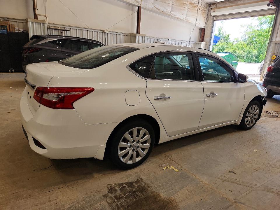Продажа на аукционе авто 2017 Nissan Sentra, vin: 3N1AB7AP6HY371249, номер лота: 57715646