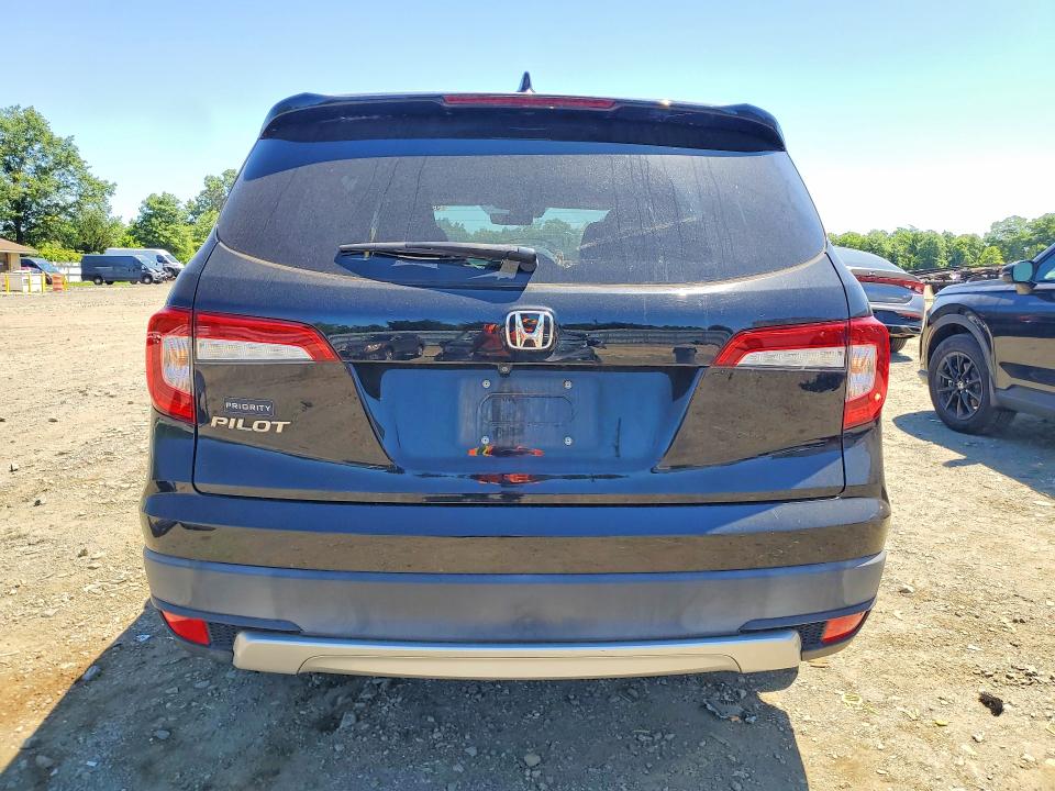 55708766 :رقم المزاد ، 5FNYF5H55NB000504 vin ، 2022 Honda Pilot مزاد بيع