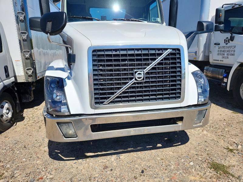 Продаж на аукціоні авто 2016 Volvo Vnl, vin: 4V4NC9EG8GN974902, номер лоту: 56372996
