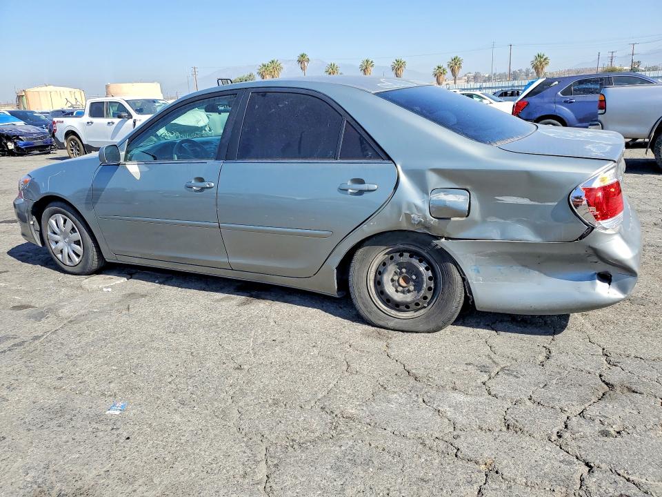2005 Toyota Camry მანქანა იყიდება აუქციონზე, vin: 4T1BE32KX5U618416, აუქციონის ნომერი: 55816996