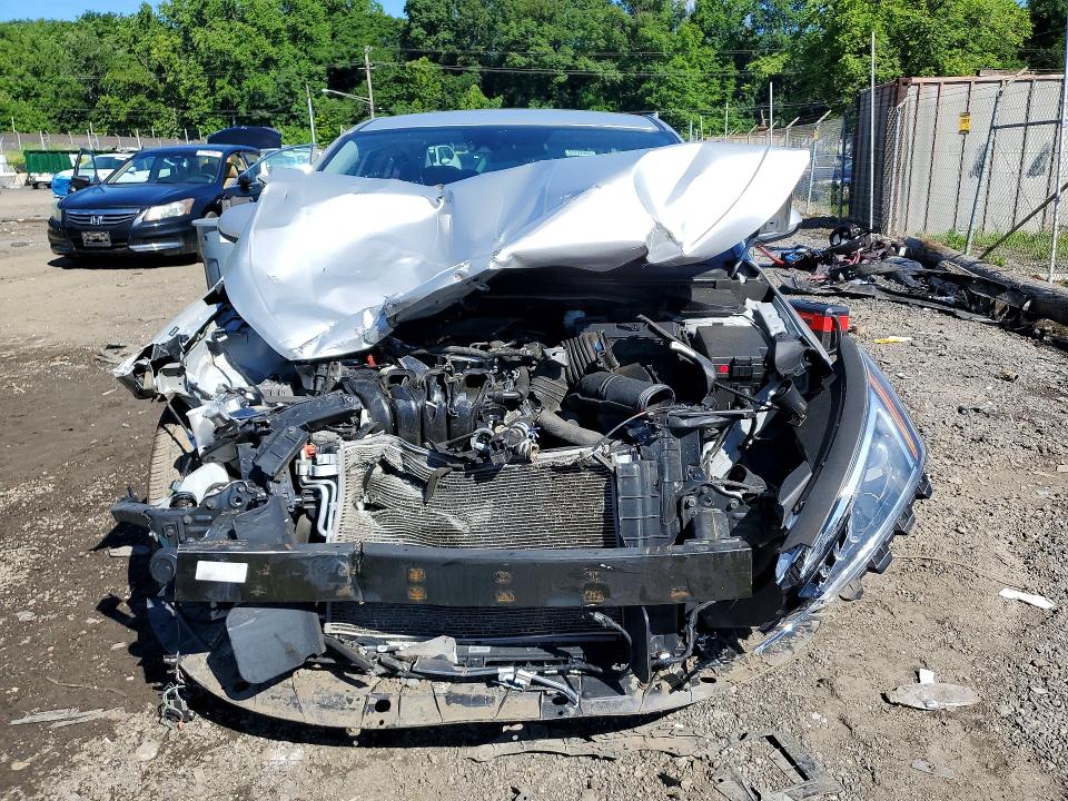 57139656 :رقم المزاد ، 5NPD84LF4KH449169 vin ، 2019 Hyundai Elantra مزاد بيع