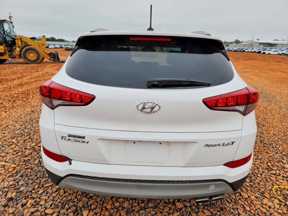 58193896 :رقم المزاد ، KM8J33A27HU373419 vin ، 2017 Hyundai Tucson مزاد بيع