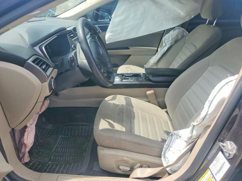 56528146 :رقم المزاد ، 3FA6P0HD8LR231056 vin ، 2020 Ford Fusion مزاد بيع