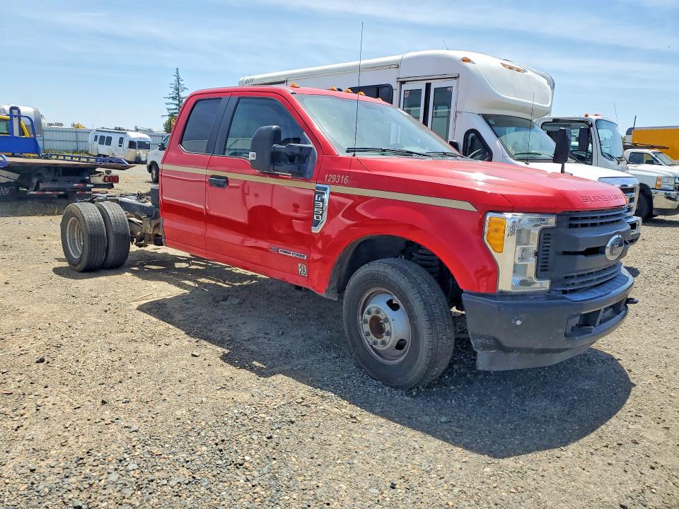 Продаж на аукціоні авто 2017 Ford F350 Chscb, vin: 1FD8X3GT4HEE22430, номер лоту: 55640716