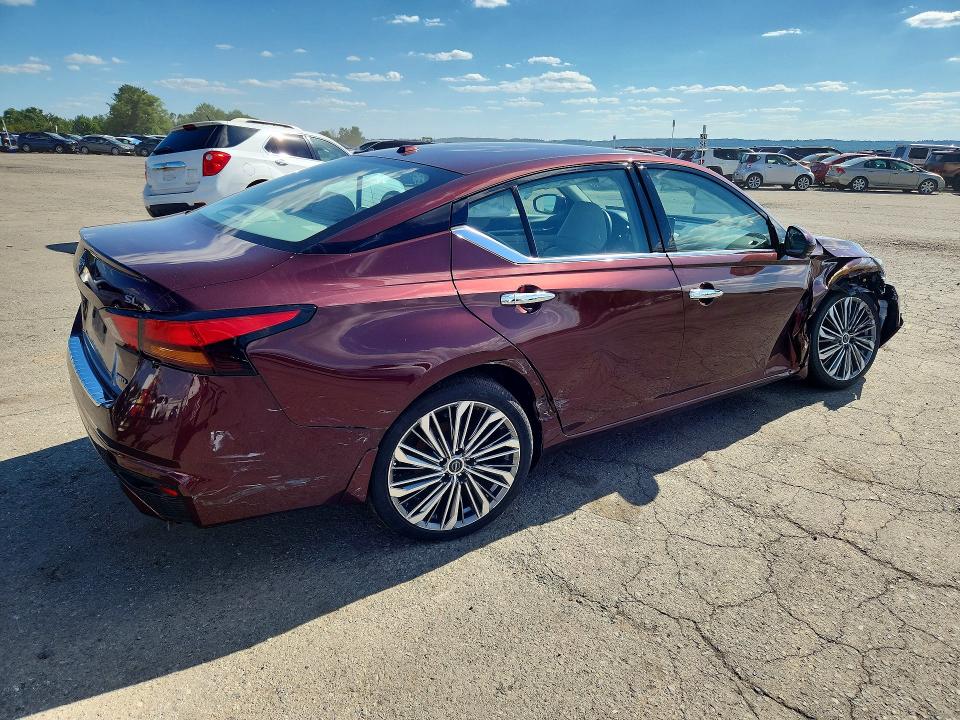 58638356 :رقم المزاد ، 1N4BL4EW1PN398293 vin ، 2023 Nissan Altima مزاد بيع