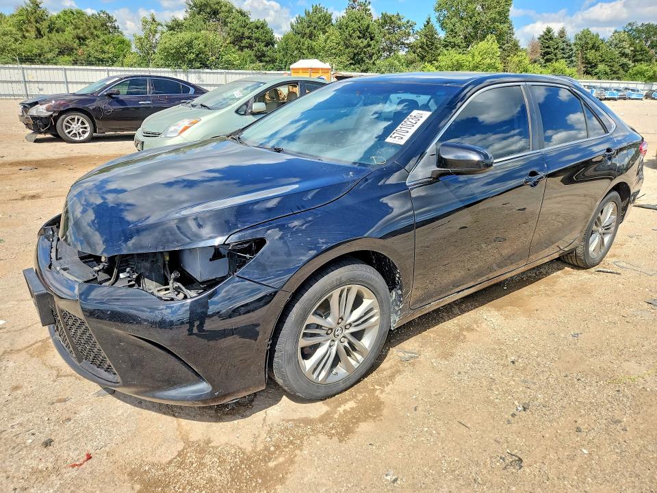 2015 Toyota Camry მანქანა იყიდება აუქციონზე, vin: 4T1BF1FK1FU978140, აუქციონის ნომერი: 57010236