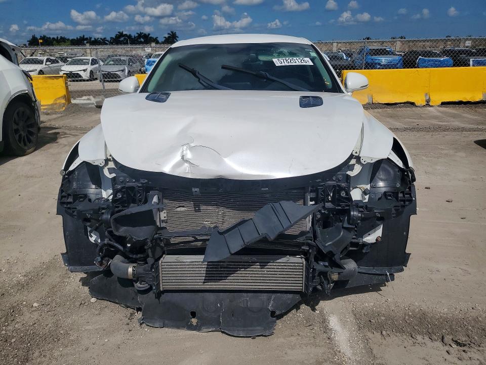 57820126 :رقم المزاد ، KNAE15LAXK6048655 vin ، 2019 Kia Stinger مزاد بيع