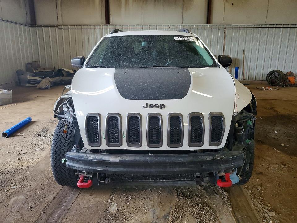 58075336 :رقم المزاد ، 1C4PJMBS5FW777135 vin ، 2015 Jeep Cherokee مزاد بيع