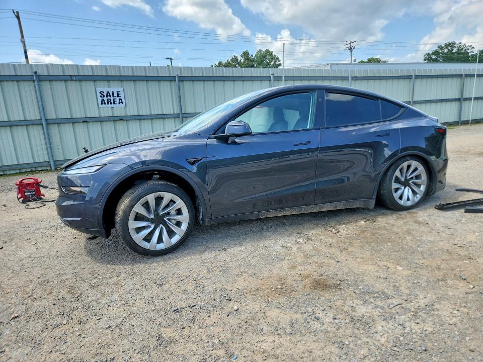2026 Tesla Model Y მანქანა იყიდება აუქციონზე, vin: 7SAYGDEDXTA609183, აუქციონის ნომერი: 56503286