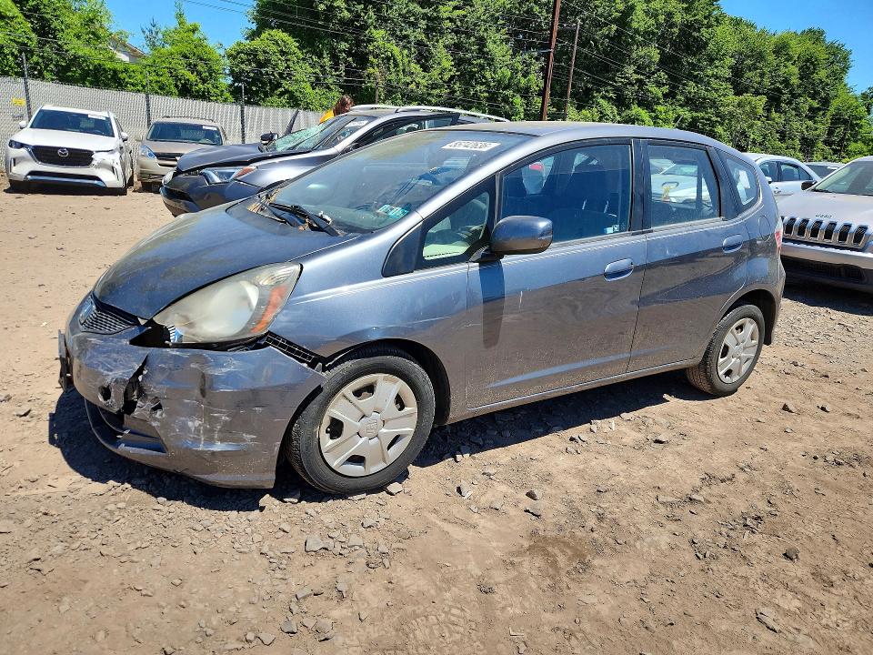 2013 Honda Fit მანქანა იყიდება აუქციონზე, vin: JHMGE8H32DC074262, აუქციონის ნომერი: 55742636