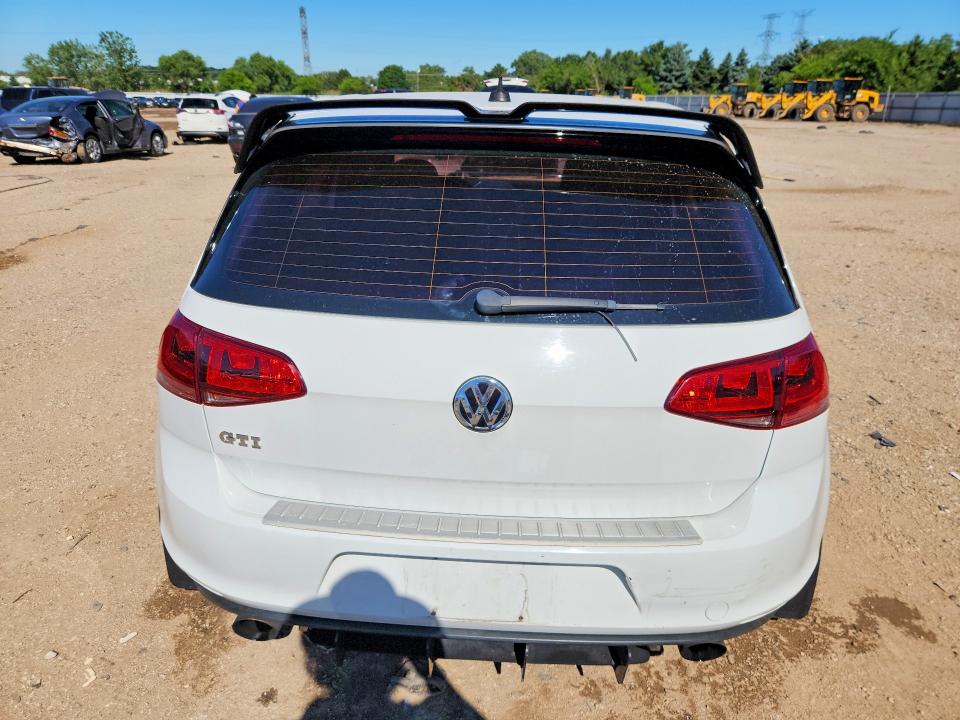 2015 Volkswagen Gti მანქანა იყიდება აუქციონზე, vin: 3VW5T7AU9FM001660, აუქციონის ნომერი: 57426416