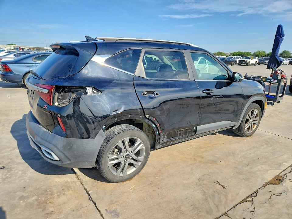 58944986 :رقم المزاد ، KNDEU2AA4M7195594 vin ، 2021 Kia Seltos مزاد بيع