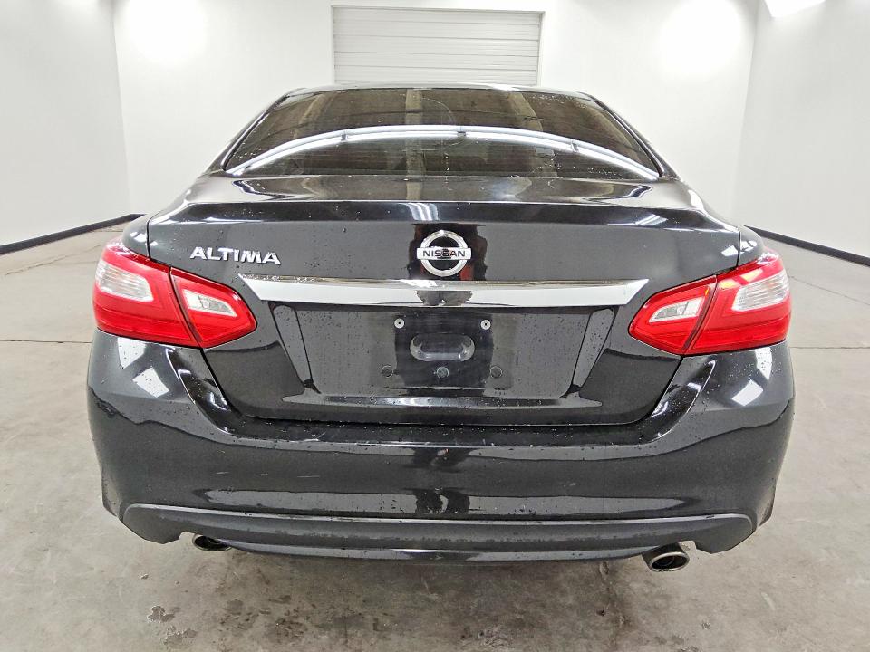 58878426 :رقم المزاد ، 1N4AL3AP7HN358662 vin ، 2017 Nissan Altima مزاد بيع