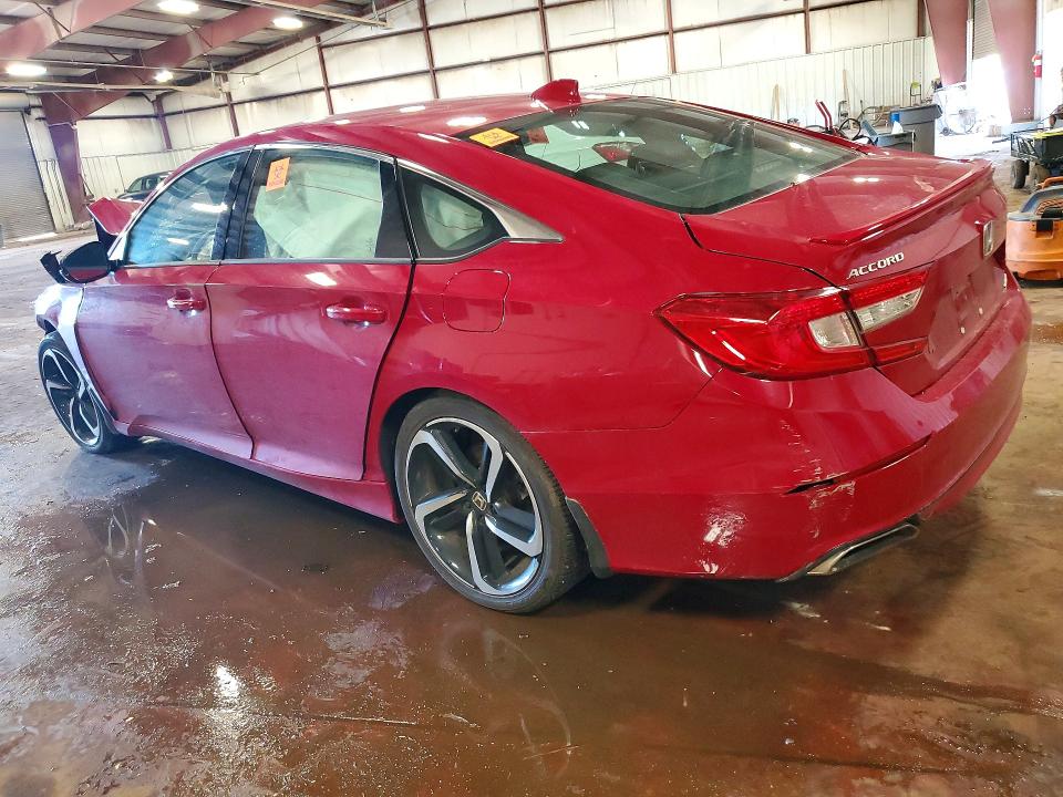 57001936 :رقم المزاد ، 1HGCV1F35JA207552 vin ، 2018 Honda Accord مزاد بيع