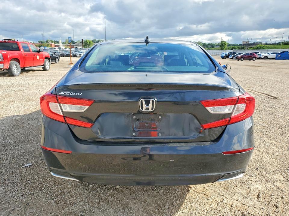 Продажа на аукционе авто 2021 Honda Accord, vin: 1HGCV1F19MA013125, номер лота: 57668726