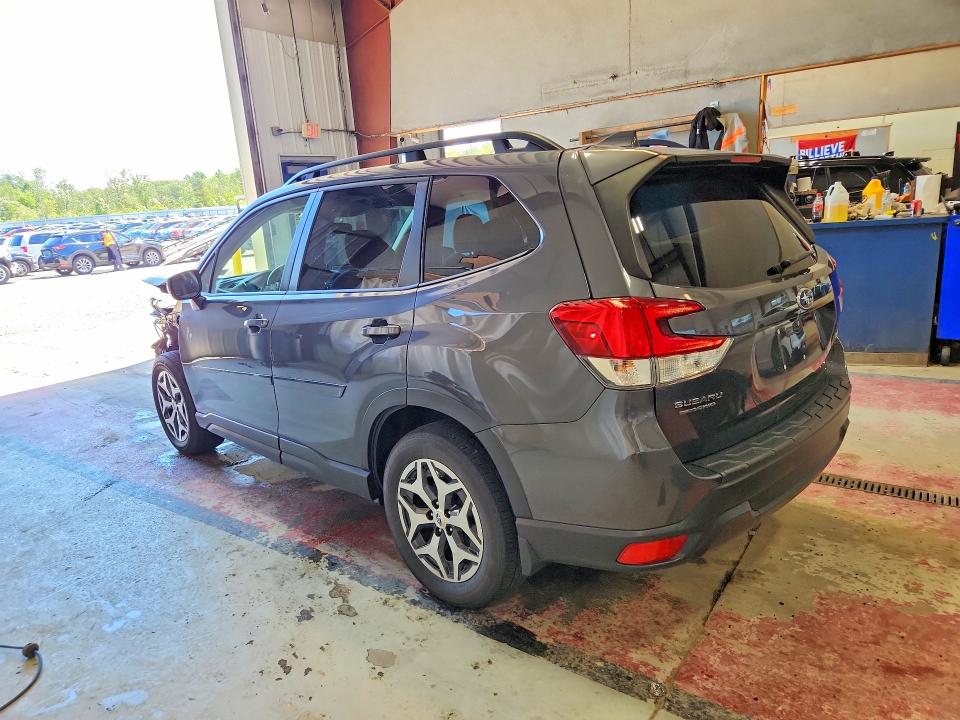 Продаж на аукціоні авто 2022 Subaru Forester, vin: JF2SKAEC5NH461376, номер лоту: 57492476