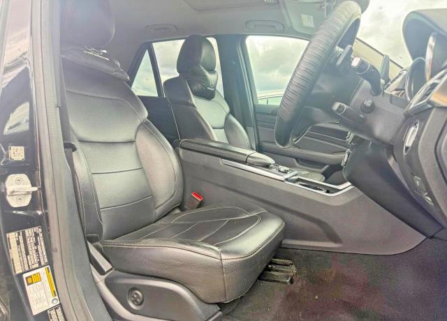 Продажа на аукционе авто 2015 Mercedes-benz Ml, vin: 4JGDA5HB8FA516672, номер лота: 55899636