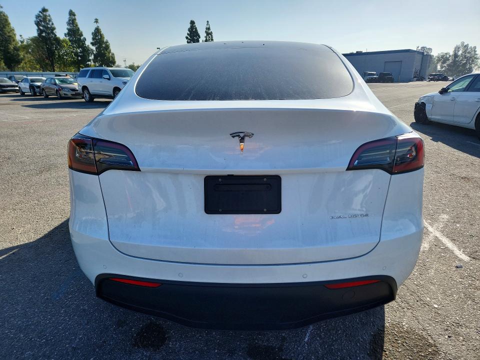 2022 Tesla Model Y მანქანა იყიდება აუქციონზე, vin: 7SAYGDEE2NF439349, აუქციონის ნომერი: 56543086