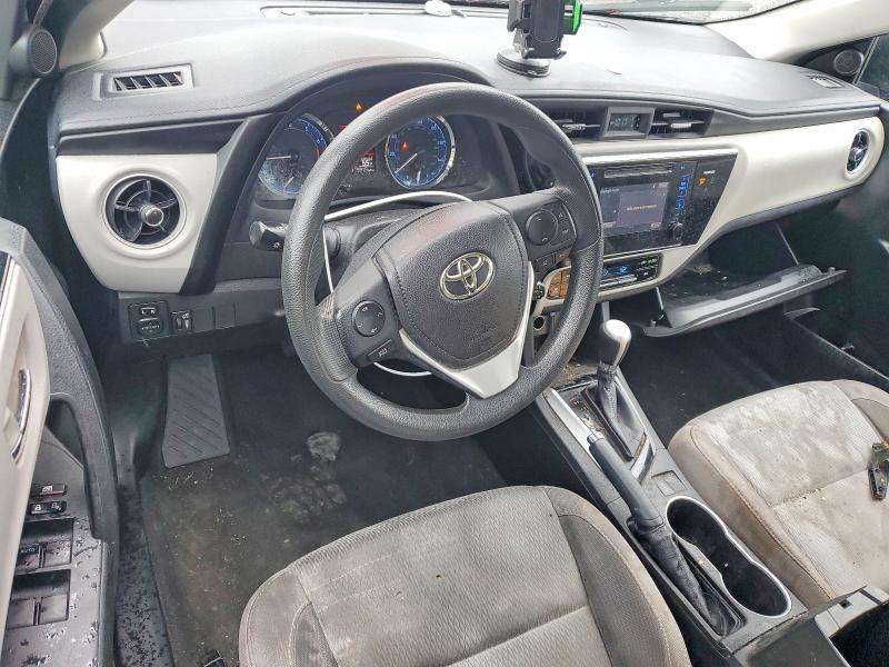 56433856 :رقم المزاد ، 5YFBURHE1HP641645 vin ، 2017 Toyota Corolla مزاد بيع