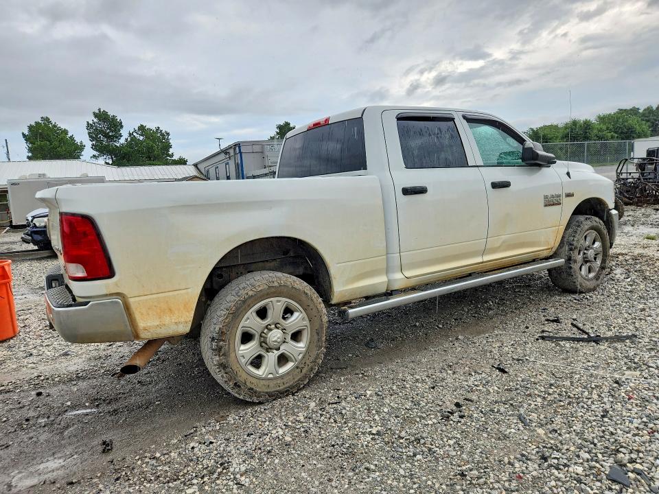 58720786 :رقم المزاد ، 3C6UR5CJ8JG116625 vin ، 2018 Ram 2500 مزاد بيع