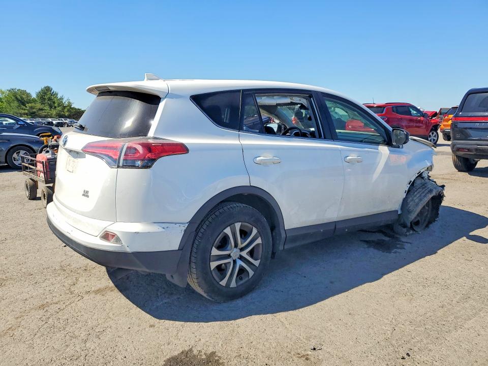 55865106 :رقم المزاد ، JTMBFREV6JJ244182 vin ، 2018 Toyota Rav4 مزاد بيع