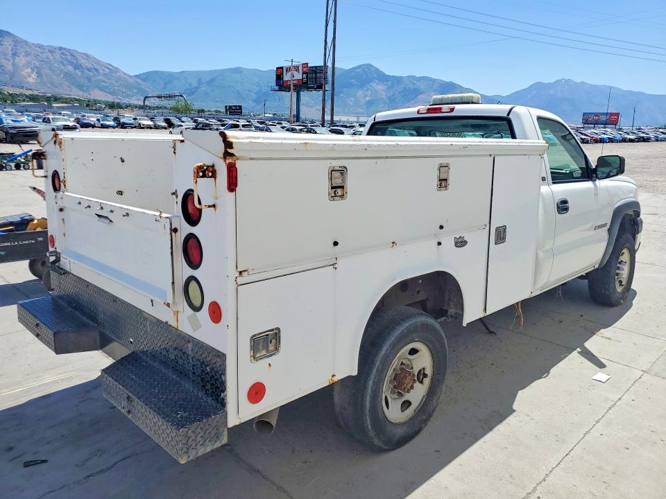 Продаж на аукціоні авто 2005 Chevrolet Silverado, vin: 1GCHC24U85E252334, номер лоту: 56365466