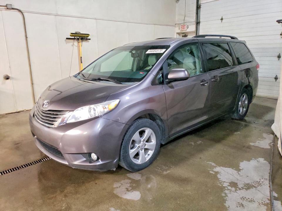 2014 Toyota Sienna მანქანა იყიდება აუქციონზე, vin: 5TDDK3DC6ES092270, აუქციონის ნომერი: 56684576