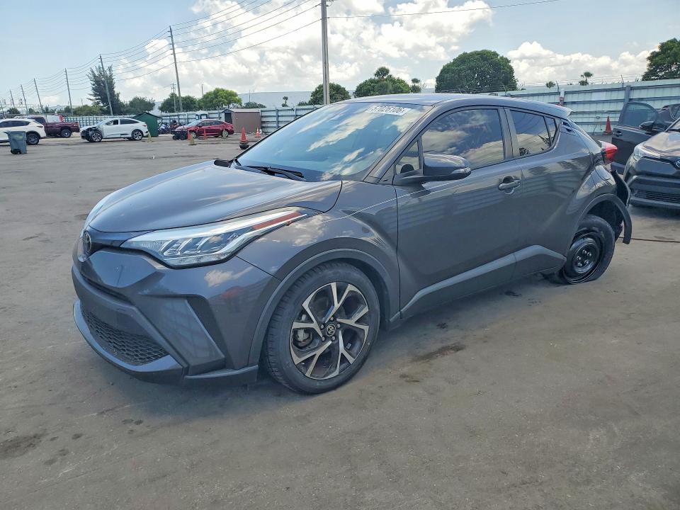 57026106 :رقم المزاد ، NMTKHMBX5MR137505 vin ، 2021 Toyota C-hr مزاد بيع