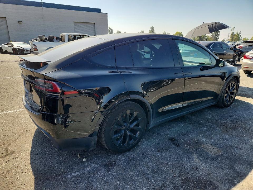 Продажа на аукционе авто 2022 Tesla Model X, vin: 7SAXCBE52NF361487, номер лота: 56174836