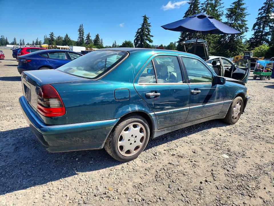 1998 Mercedes-benz C მანქანა იყიდება აუქციონზე, vin: WDBHA23G0WA606145, აუქციონის ნომერი: 47790476