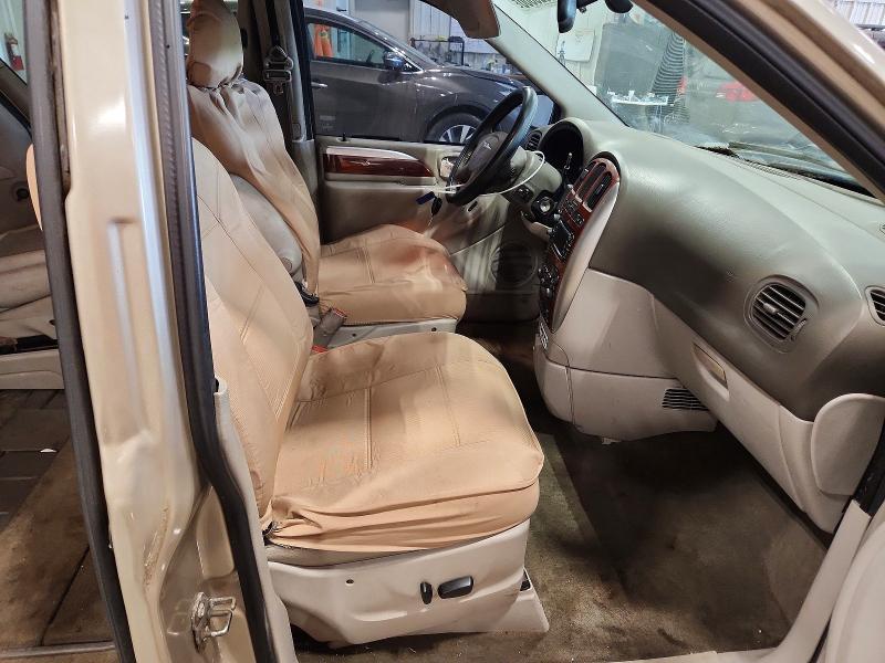 2005 Chrysler Town & Country მანქანა იყიდება აუქციონზე, vin: 2C4GP64L35R502130, აუქციონის ნომერი: 56828866