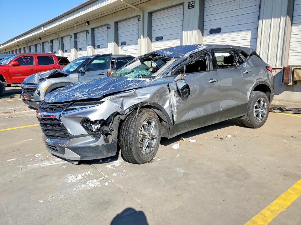 Продаж на аукціоні авто 2025 Chevrolet Blazer, vin: 3GNKBCR49SS245683, номер лоту: 57641136